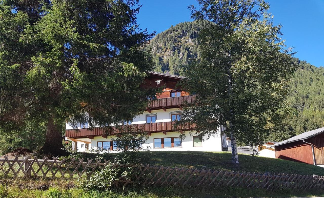 Pension Alpenrose Sankt Sigmund im Sellrain Екстериор снимка